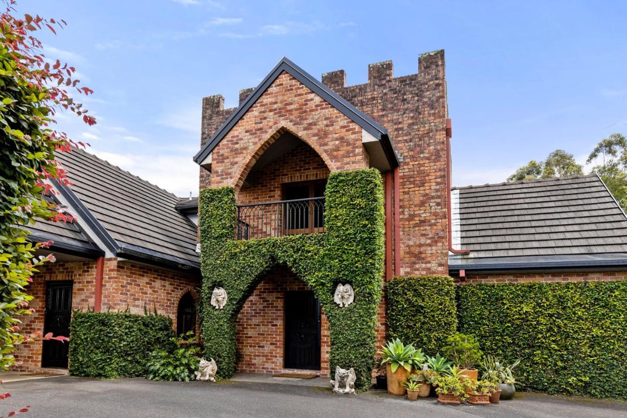 The Castle At Bonville Exterior foto